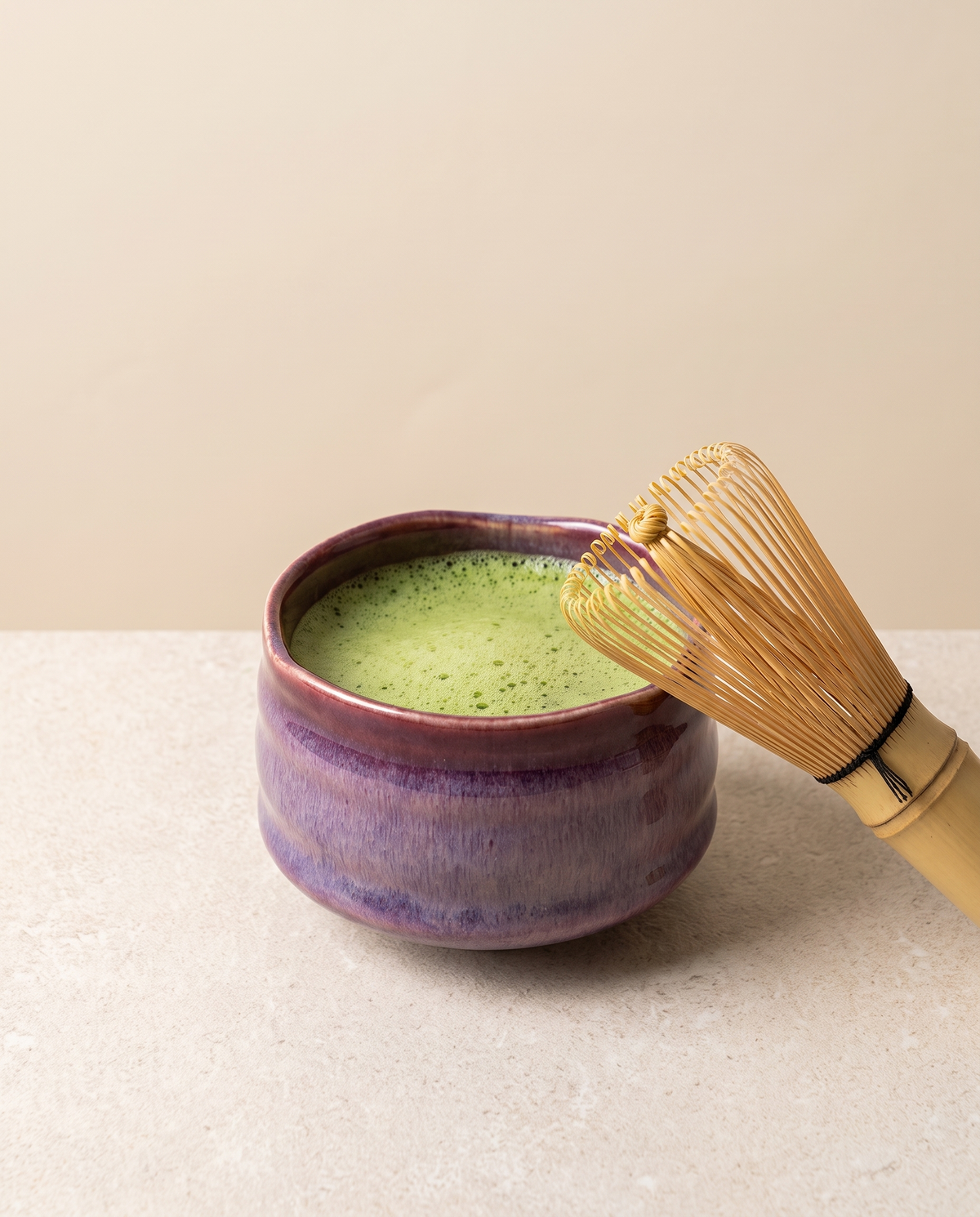 In use: Ceramic Matcha Bowl 550 ml – Purple