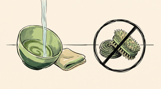 How to Clean a Matcha Bowl (and Get the Green Stains Out)