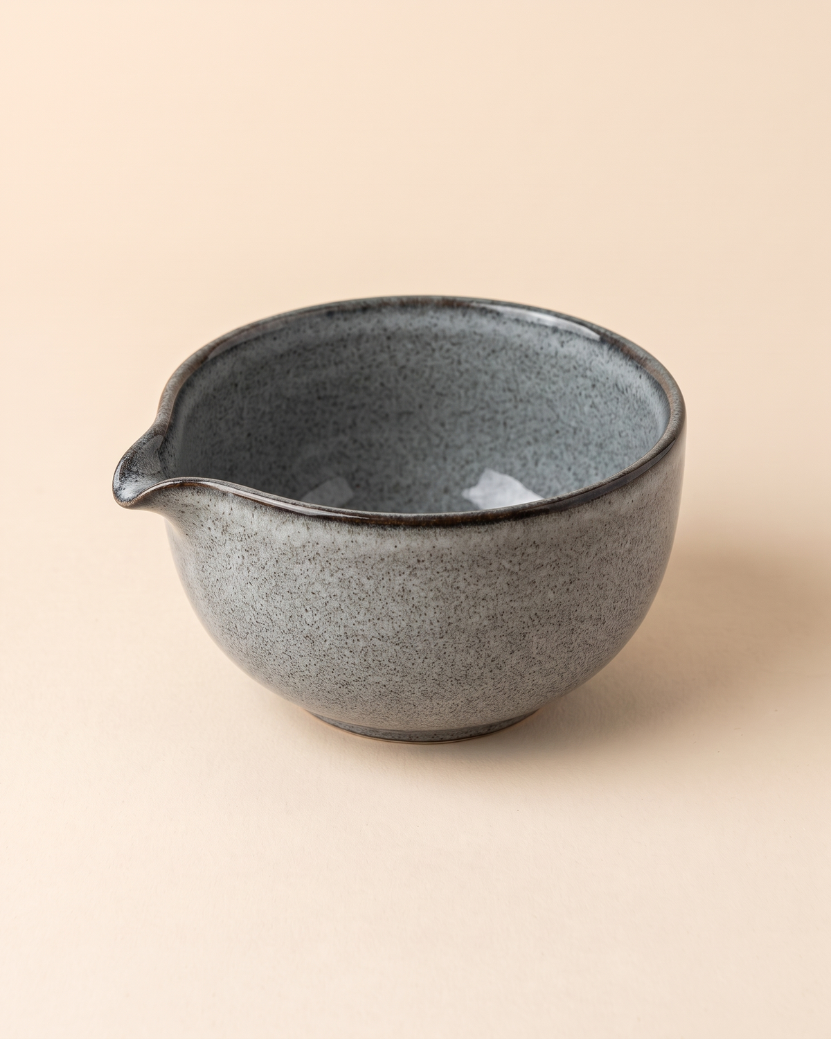 Ceramic Matcha Bowl with Spout – Stone Grey
