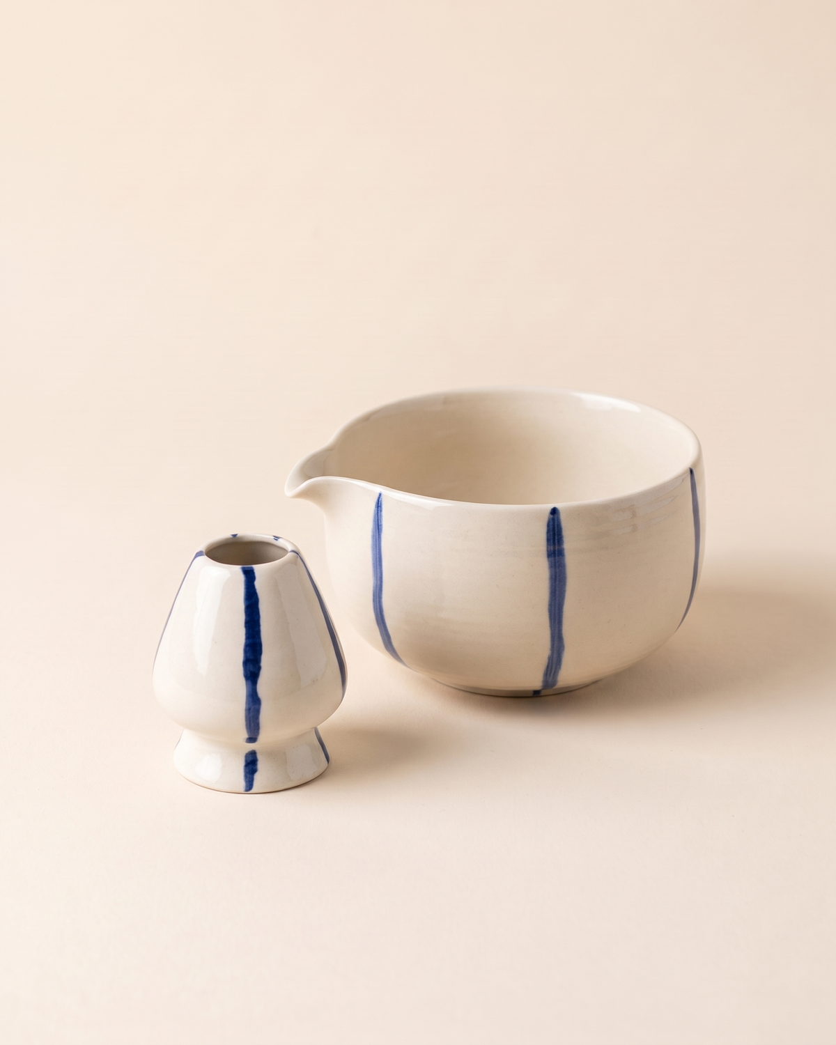 2-Piece Patterned Matcha Bowl & Holder Set – Blue Stripes