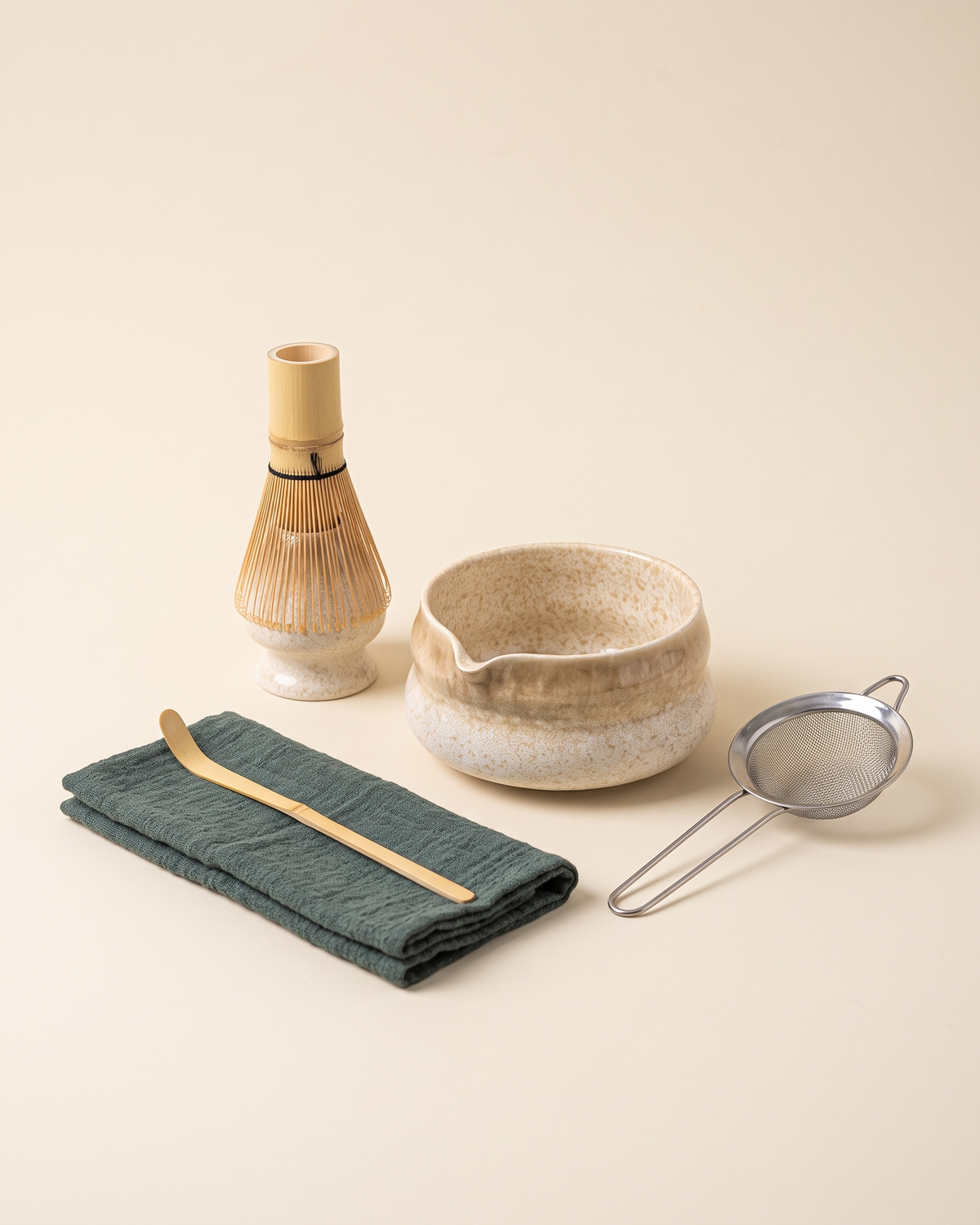 7-Piece Crackle Matcha Set with Bowl, Whisk, Holder, Scoop, Sifter & Cloth – Crackle White