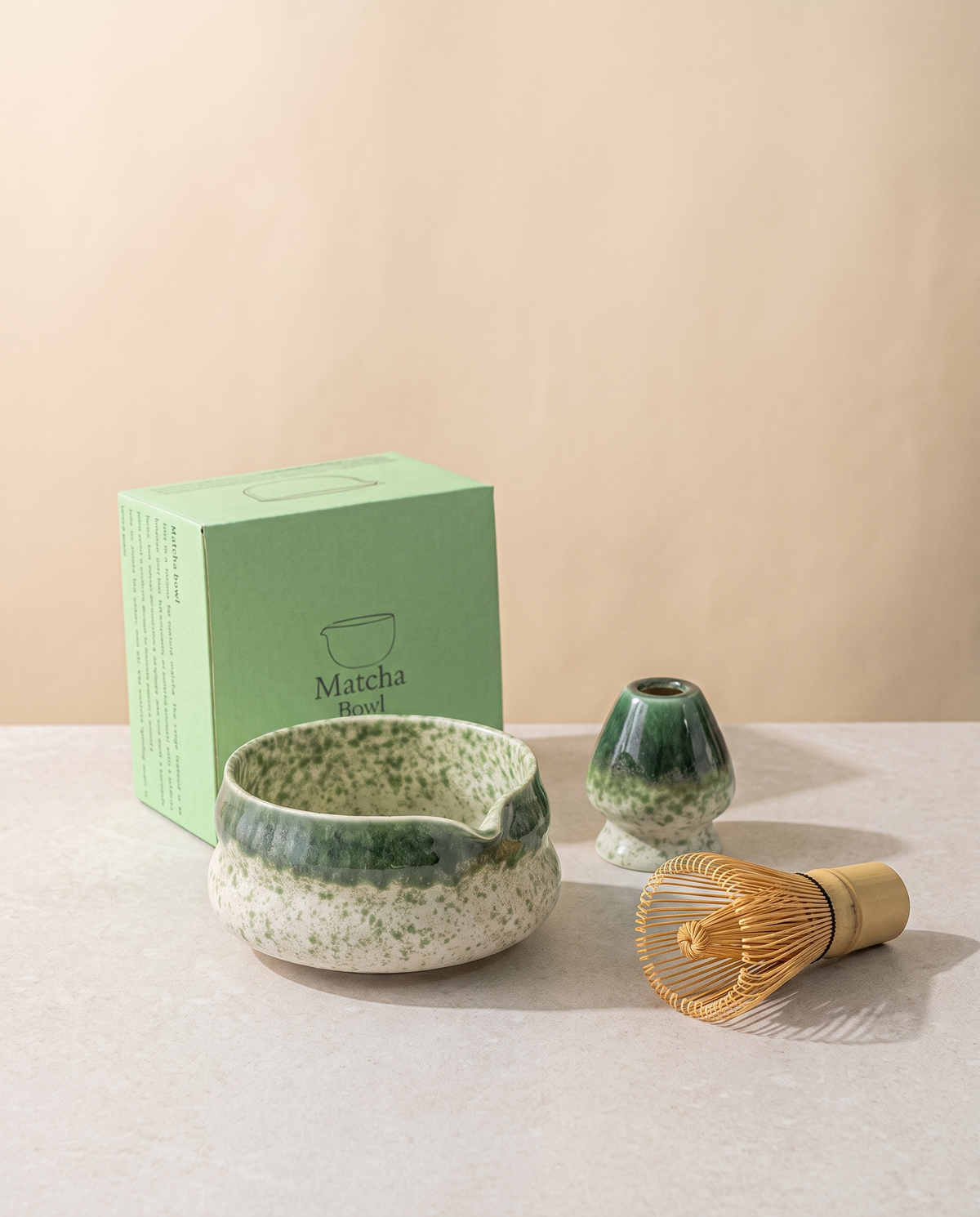 What arrives: bowl and holder with the printed gift box they ship in