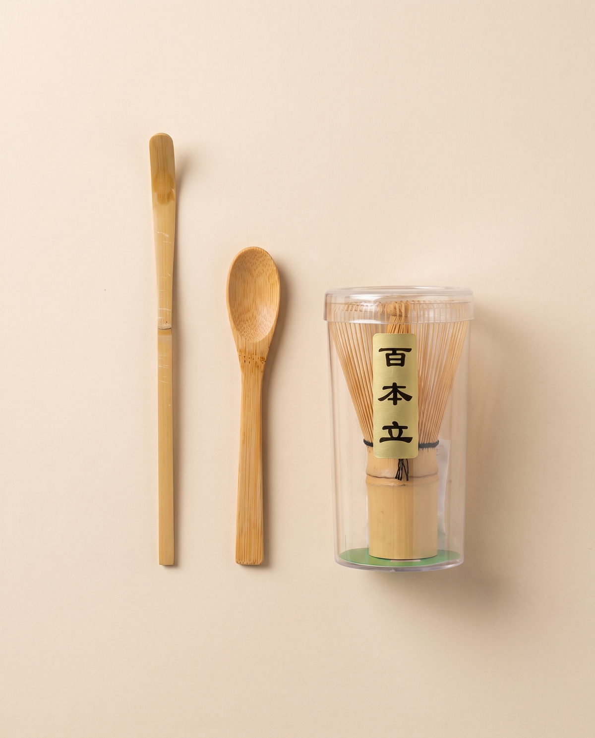 What arrives: whisk in protective tube, bamboo scoop and holder, as packed