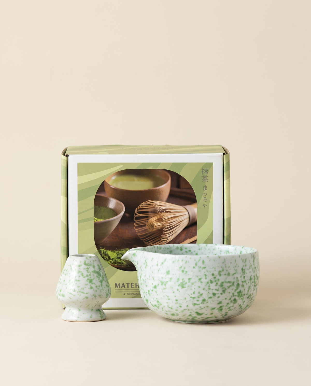 What arrives: bowl and holder with the printed gift box they ship in